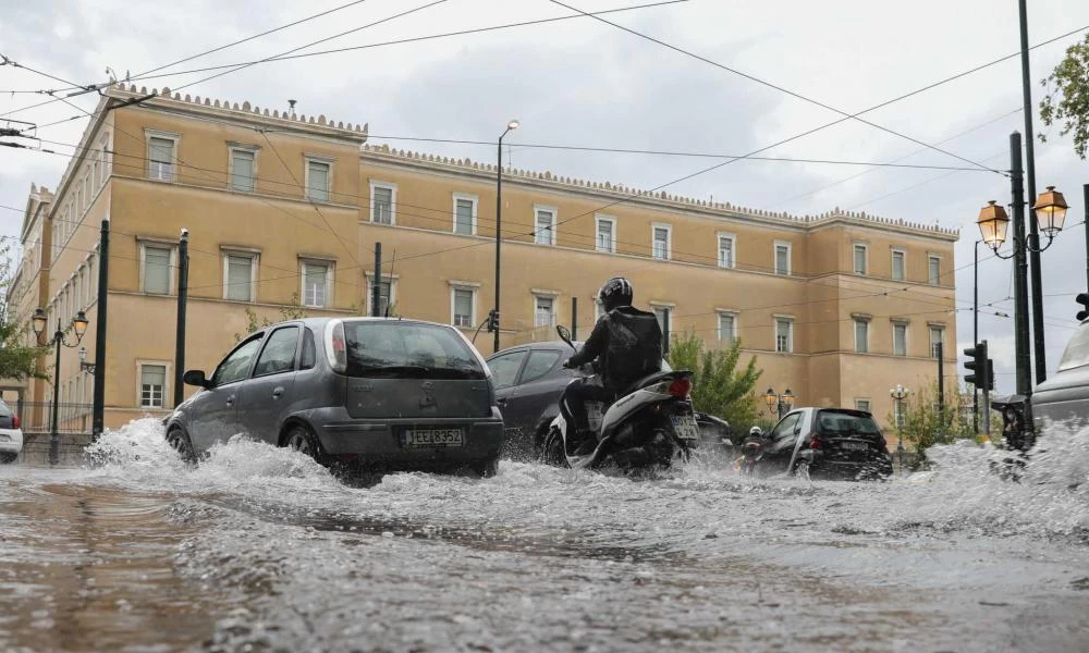 Καιρός: Νέα επιδείνωση τις επόμενες ώρες – Πού θα σημειωθούν ισχυρές καταιγίδες